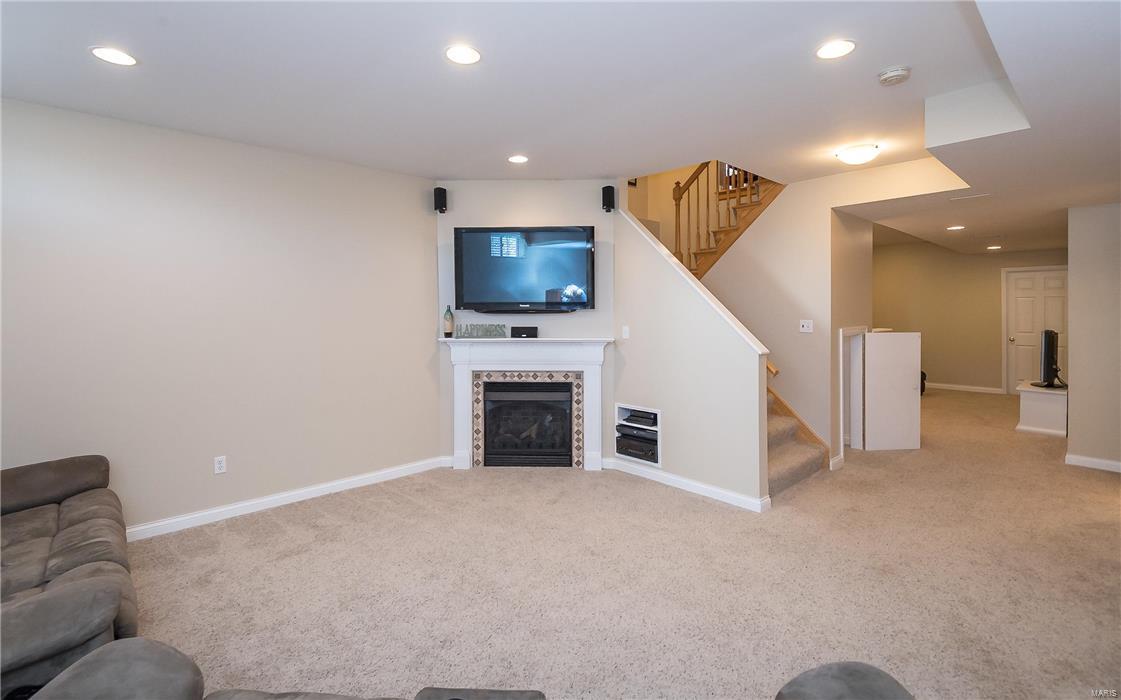 1277 Arbor Bluff Circle Ballwin, MO 63021 - Photo 35 of 46