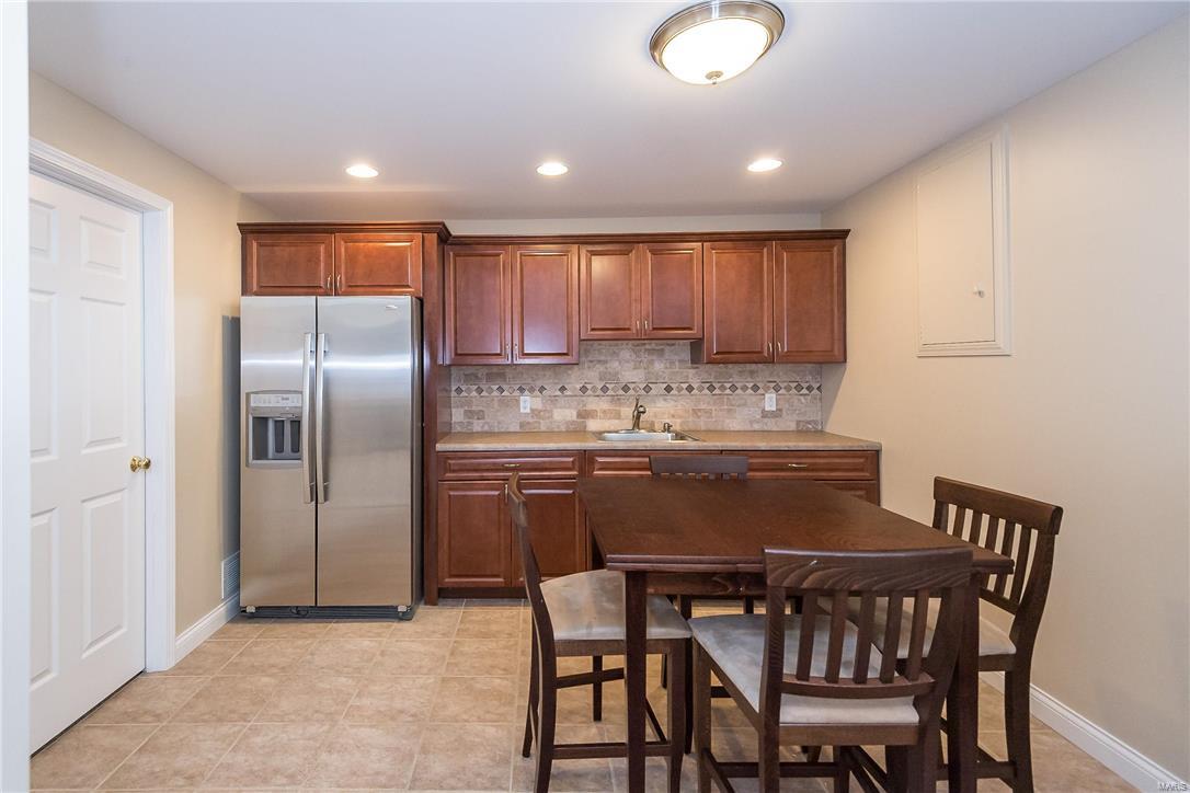 1277 Arbor Bluff Circle Ballwin, MO 63021 - Photo 37 of 46