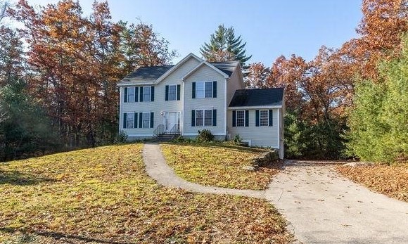 193 South Ridge Drive Manchester, NH 03109 - Photo 1 of 40