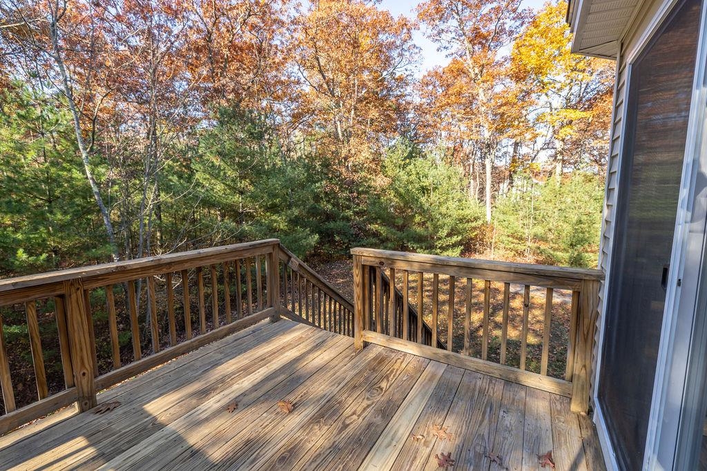 193 South Ridge Drive Manchester, NH 03109 - Photo 14 of 40