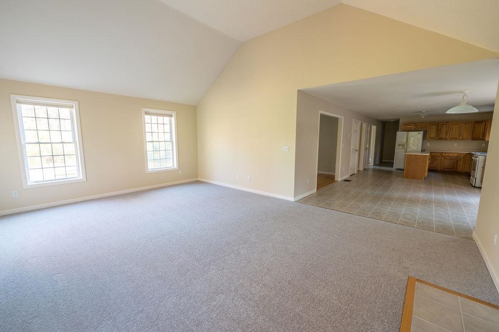 193 South Ridge Drive Manchester, NH 03109 - Photo 29 of 40