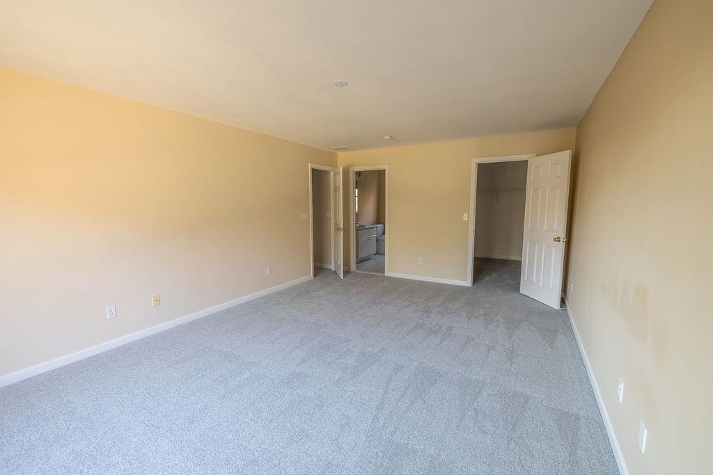 193 South Ridge Drive Manchester, NH 03109 - Photo 32 of 40