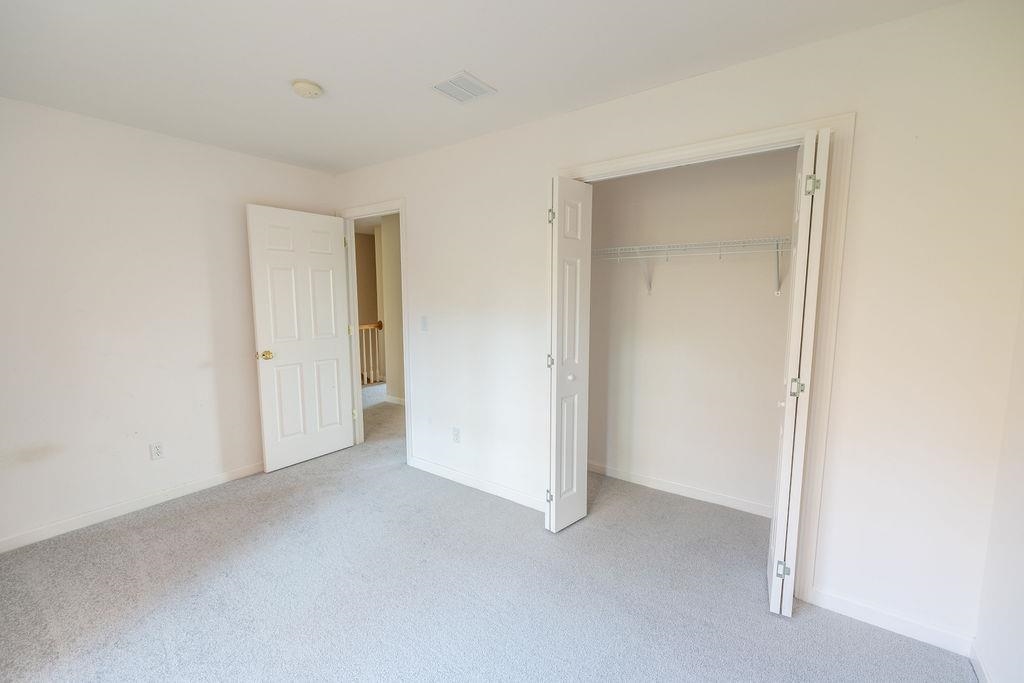 193 South Ridge Drive Manchester, NH 03109 - Photo 36 of 40