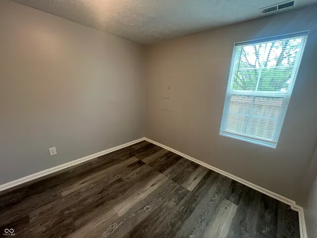 $1,250 | 2522 North Harding Street, Indianapolis, IN 46208