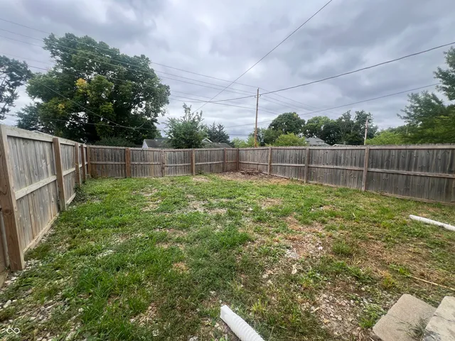 $1,250 | 2522 North Harding Street, Indianapolis, IN 46208