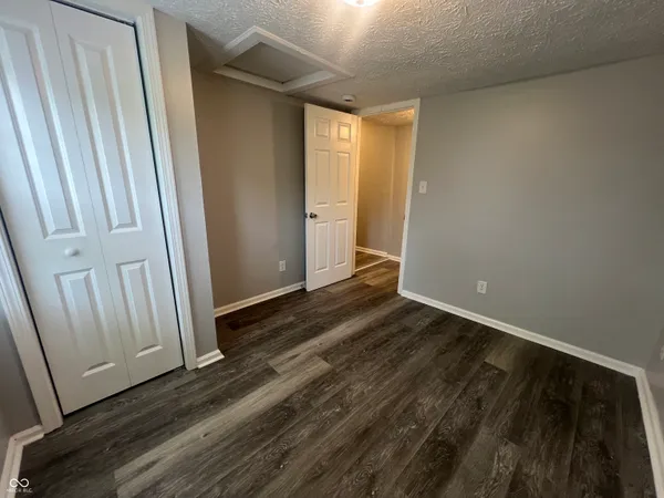 $995 | 2522 North Harding Street, Indianapolis, IN 46208