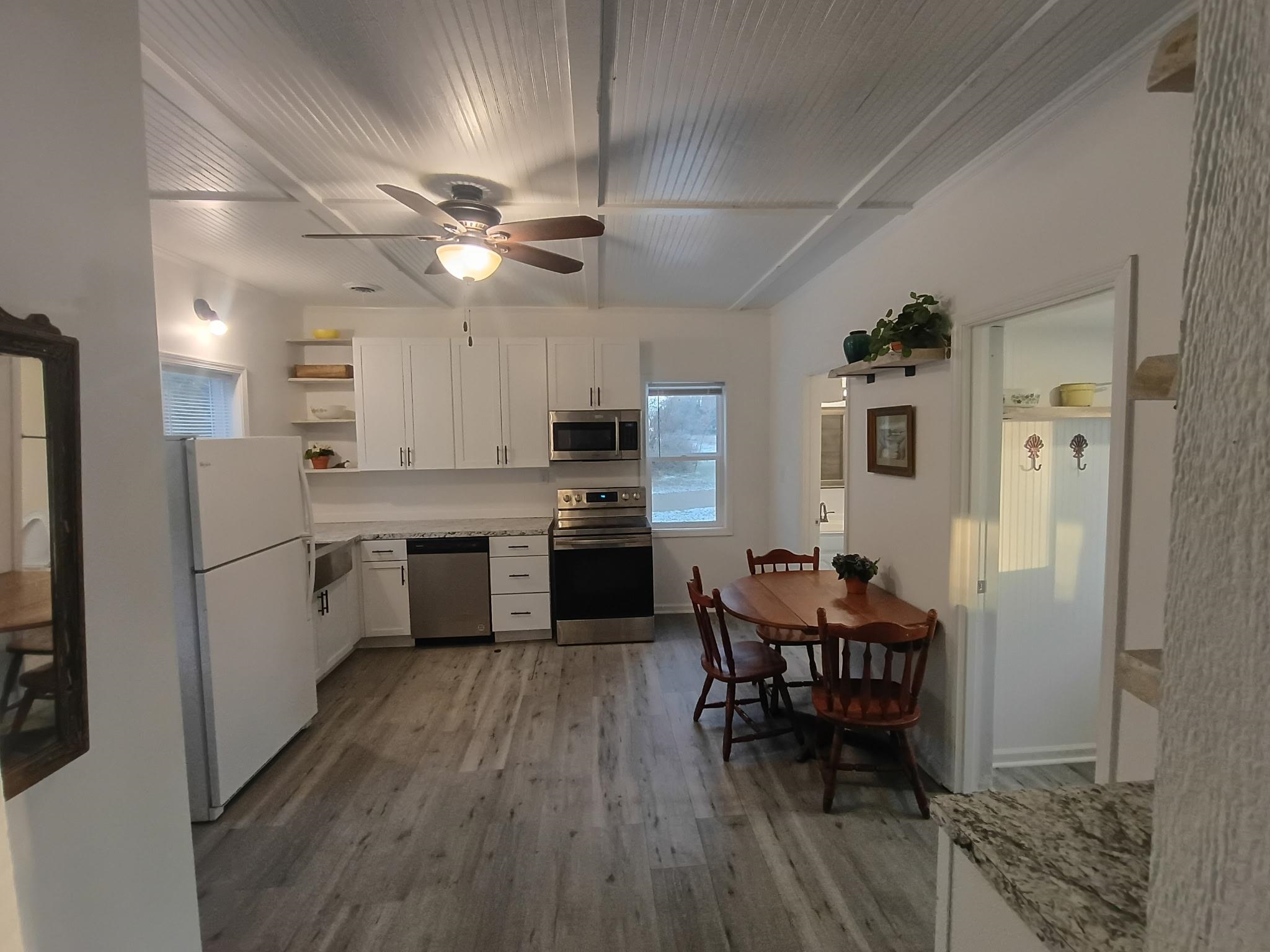 N517 County Rd K Waupaca, WI 54981 - Photo 10 of 12