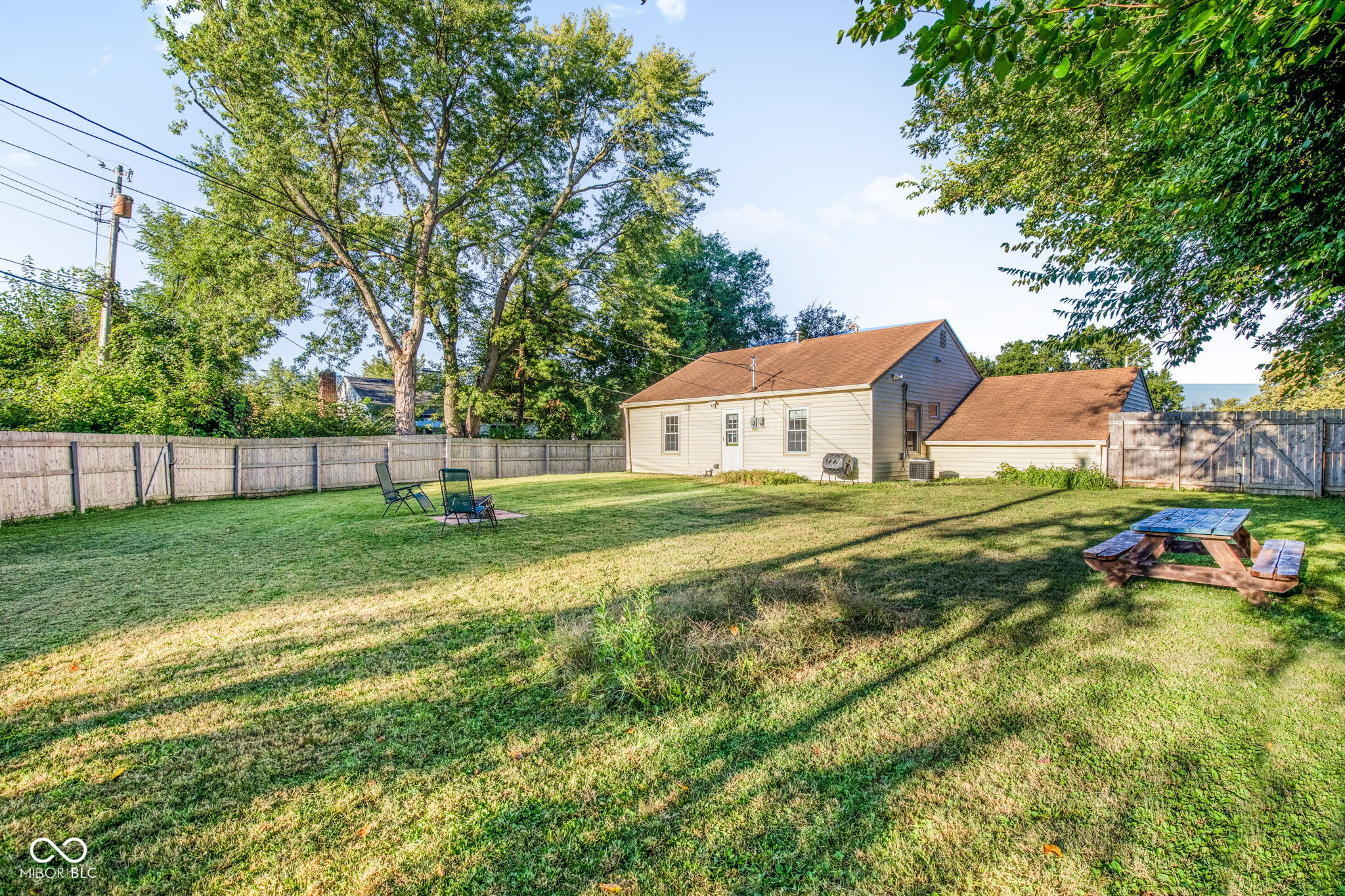 1715 North Shortridge Road Indianapolis, IN 46219 - Photo 17 of 32