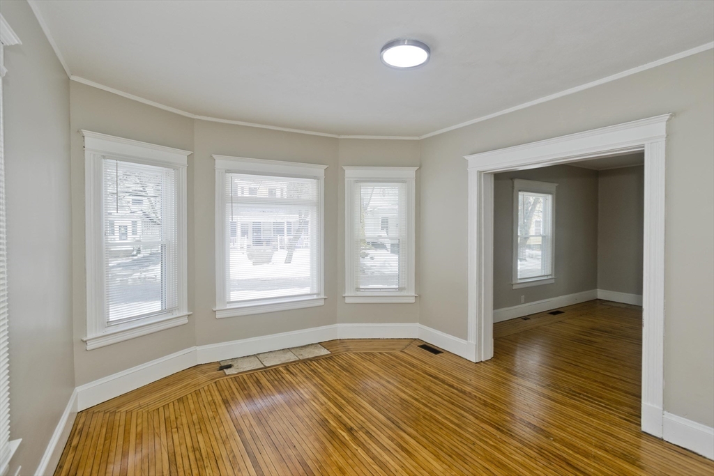 148 Yale Street Springfield, MA 01109 - Photo 17 of 37 Gallery Image 17
