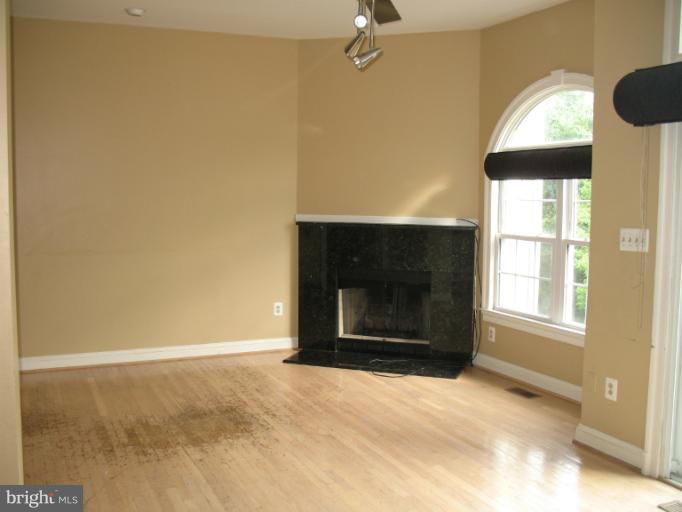 3216 Spriggs Request Way Bowie, MD 20721 - Photo 22 of 27 Family Room