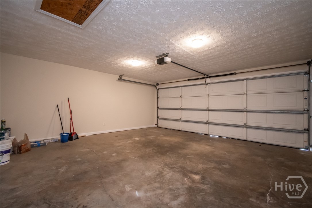 248 Highland Estates Commerce, GA 30529 - Photo 38 of 44