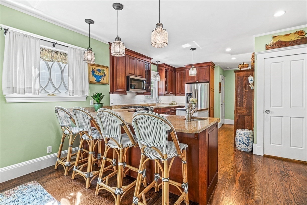 6 Fenwick Road Winchester, MA 01890 - Photo 10 of 40 Gallery Image 10