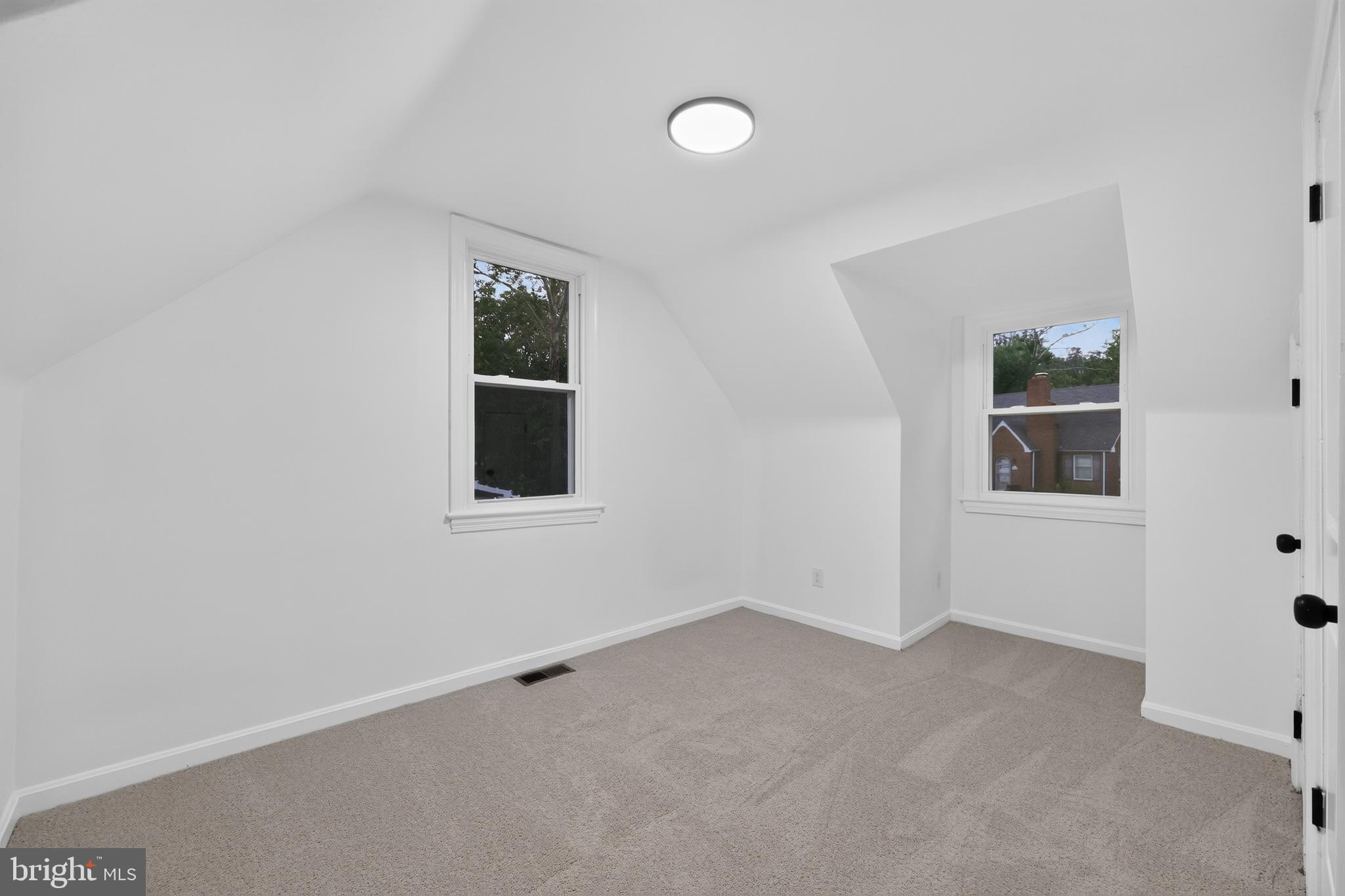 10904 Livingston Road Fort Washington, MD 20744 - Photo 18 of 34 Gallery Image 18