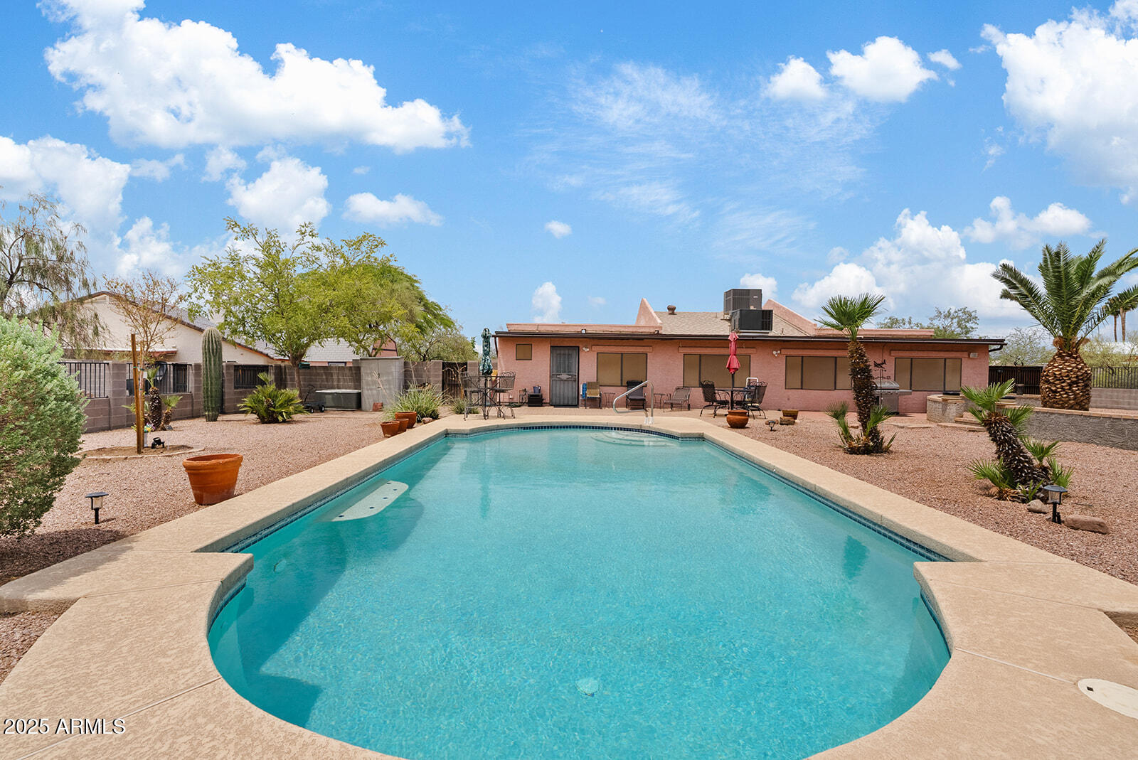 75 North Val Vista Road Apache Junction, AZ 85119 - Photo 5 of 39