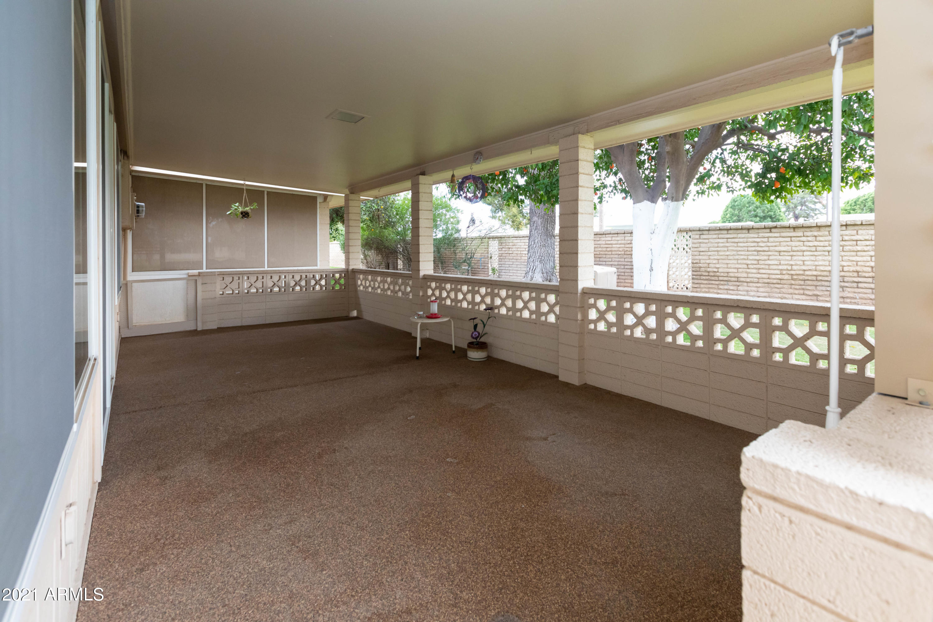 10207 West Royal Oak Road Sun City, AZ 85351 - Photo 31 of 38 covered patio