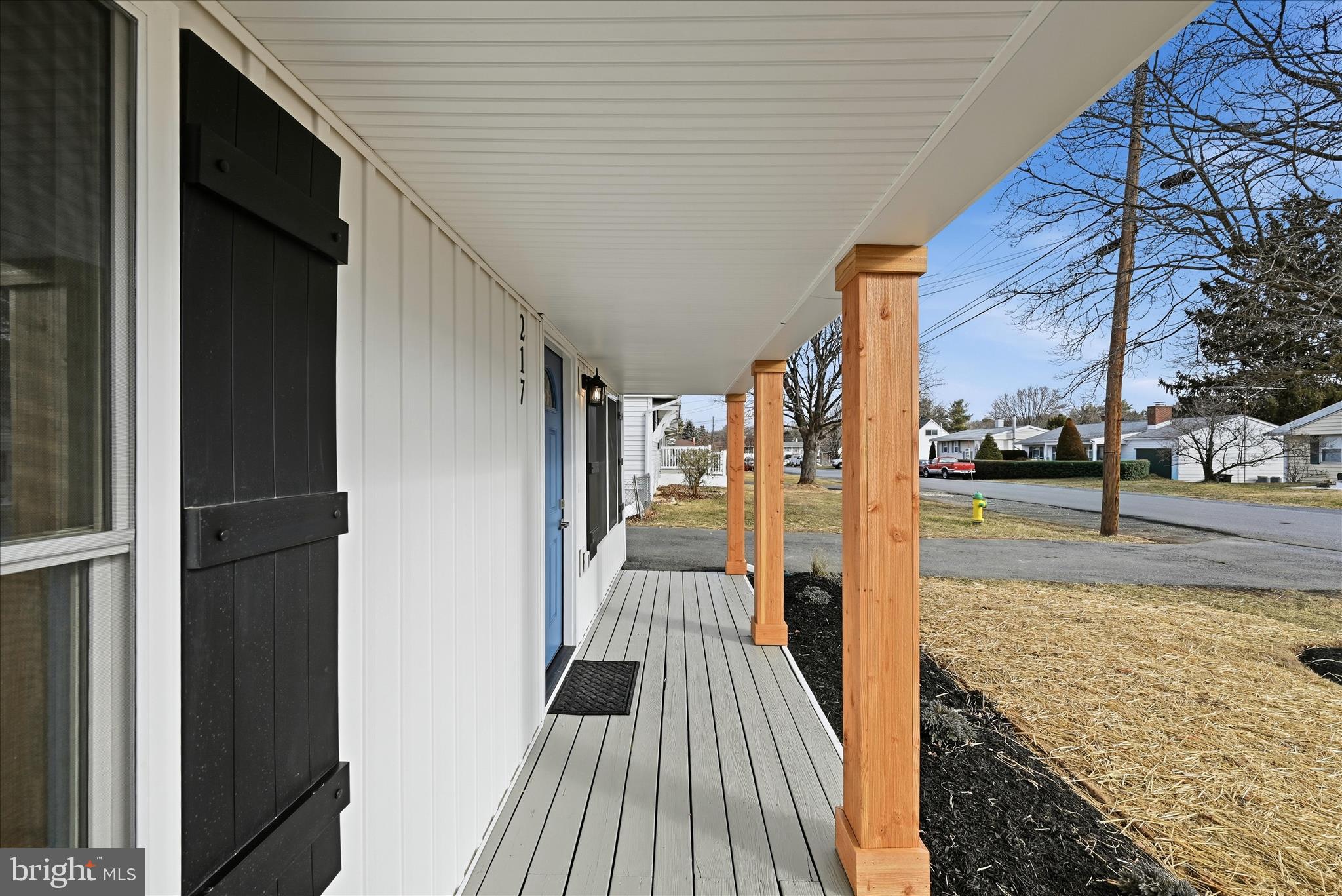 217 Myrtle Avenue Winchester, VA 22601 - Photo 6 of 52 a view of a balcony with wooden floor
