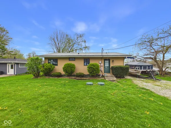 $275,900 | 8746 South Valentine Road, Claypool, IN 46510