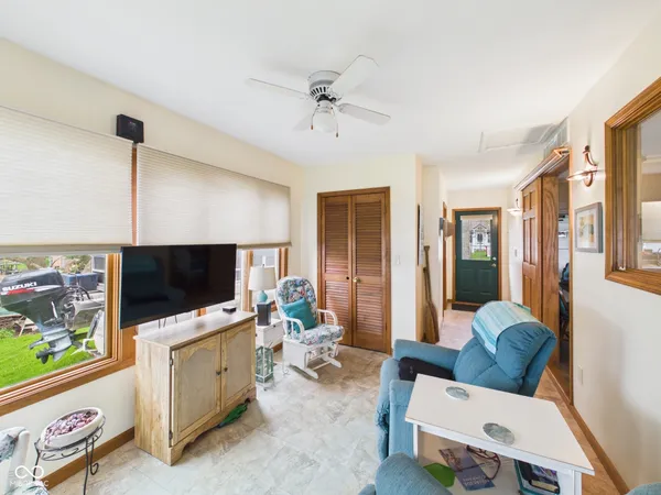 $275,900 | 8746 South Valentine Road, Claypool, IN 46510