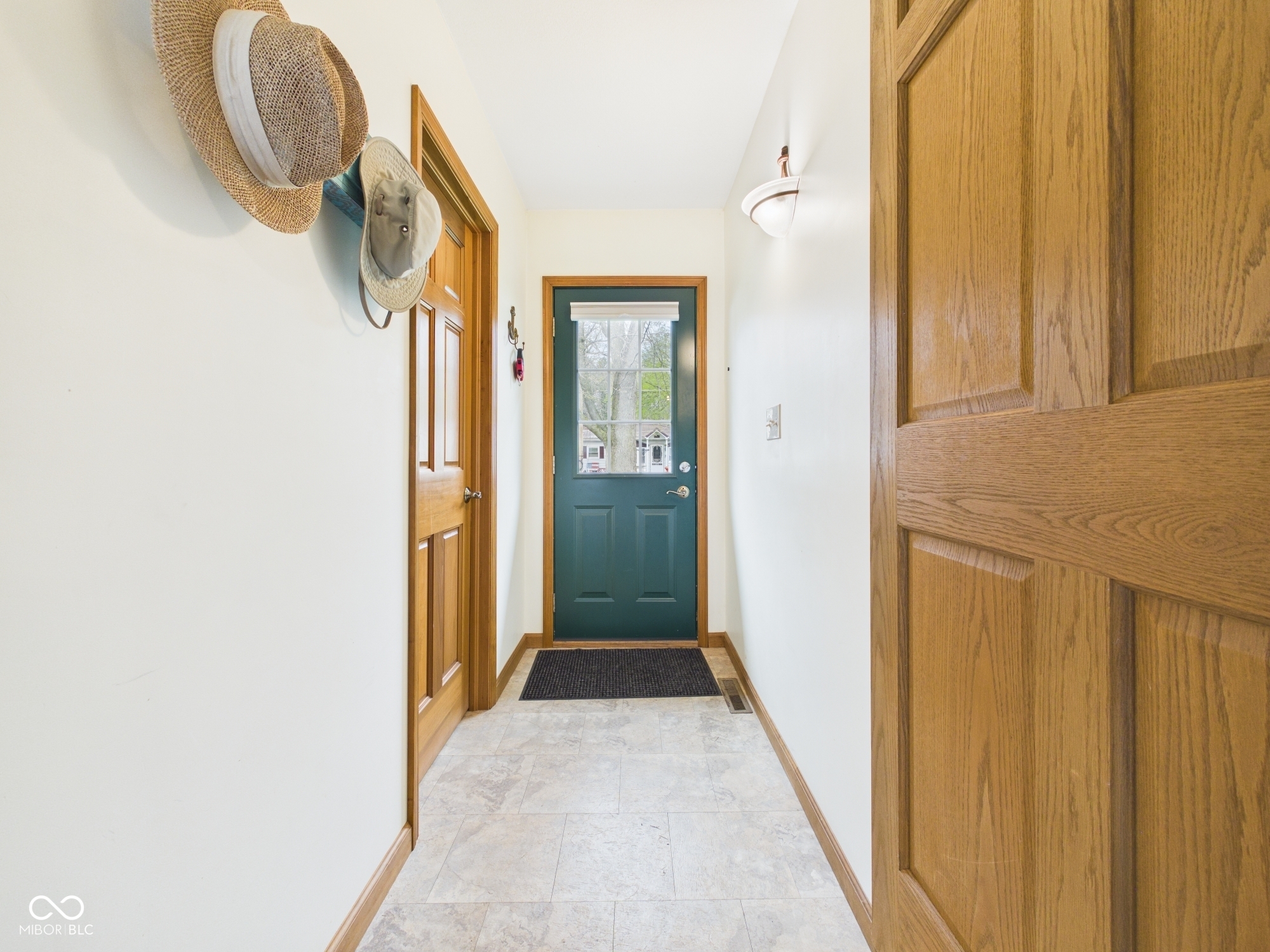 8746 South Valentine Road Claypool, IN 46510 - Photo 10 of 29