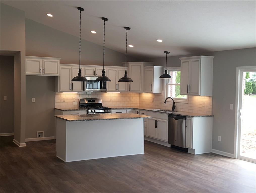 817 South Cabriolet Way Pendleton, IN 46064 - Photo 3 of 5 Gallery Image 3