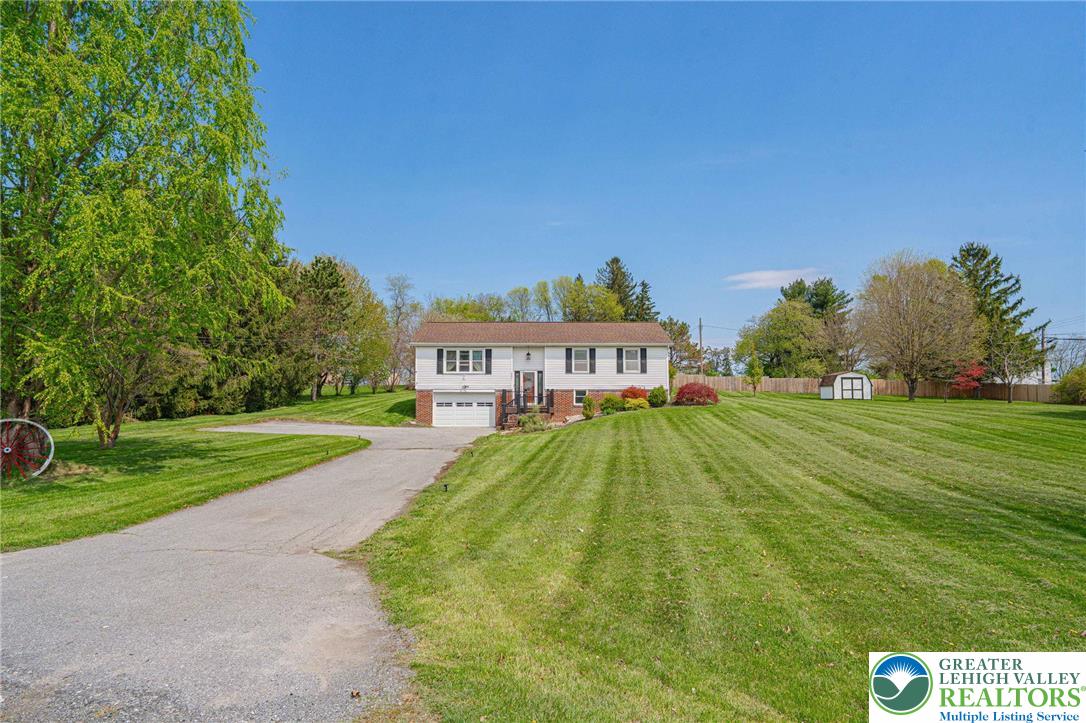 9454 Jacktown Road Bangor, PA 18013 - Photo 2 of 52