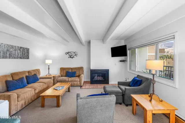 $8,000 | 508 East Lionshead Circle, Unit 310/WEEK 37, Vail, CO 81657