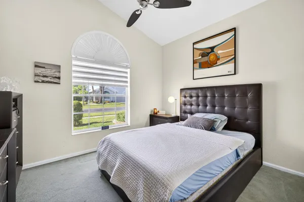 $425,000 | 8337 Horseshoe Bay Road, Boynton Beach, FL 33472