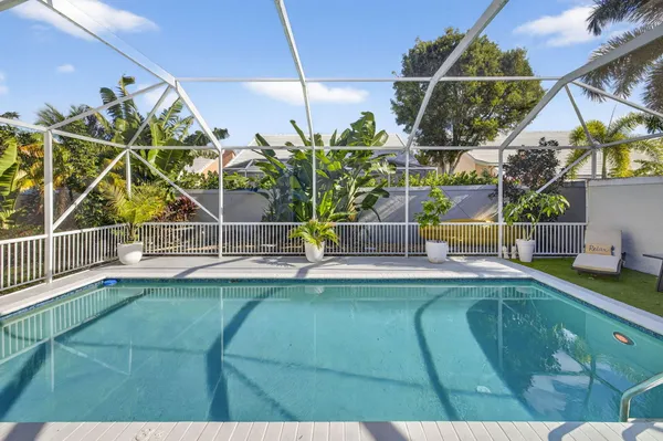 $425,000 | 8337 Horseshoe Bay Road, Boynton Beach, FL 33472