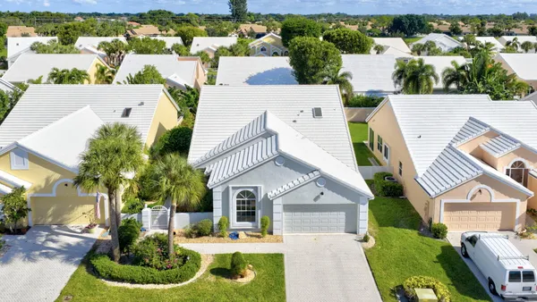 $425,000 | 8337 Horseshoe Bay Road, Boynton Beach, FL 33472