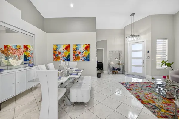 $425,000 | 8337 Horseshoe Bay Road, Boynton Beach, FL 33472