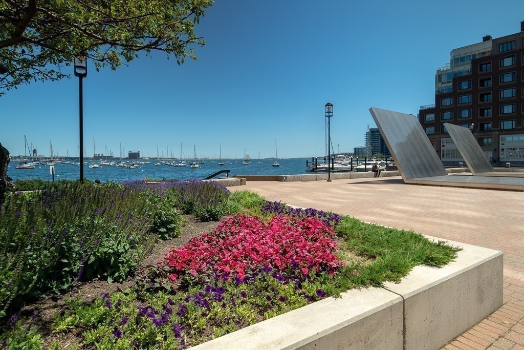 65 East India Row, Unit 9D Boston, MA 02110 - Photo 17 of 34