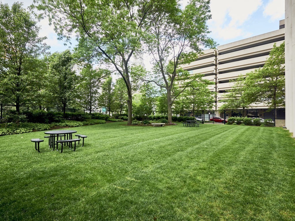 65 East India Row, Unit 9D Boston, MA 02110 - Photo 18 of 34