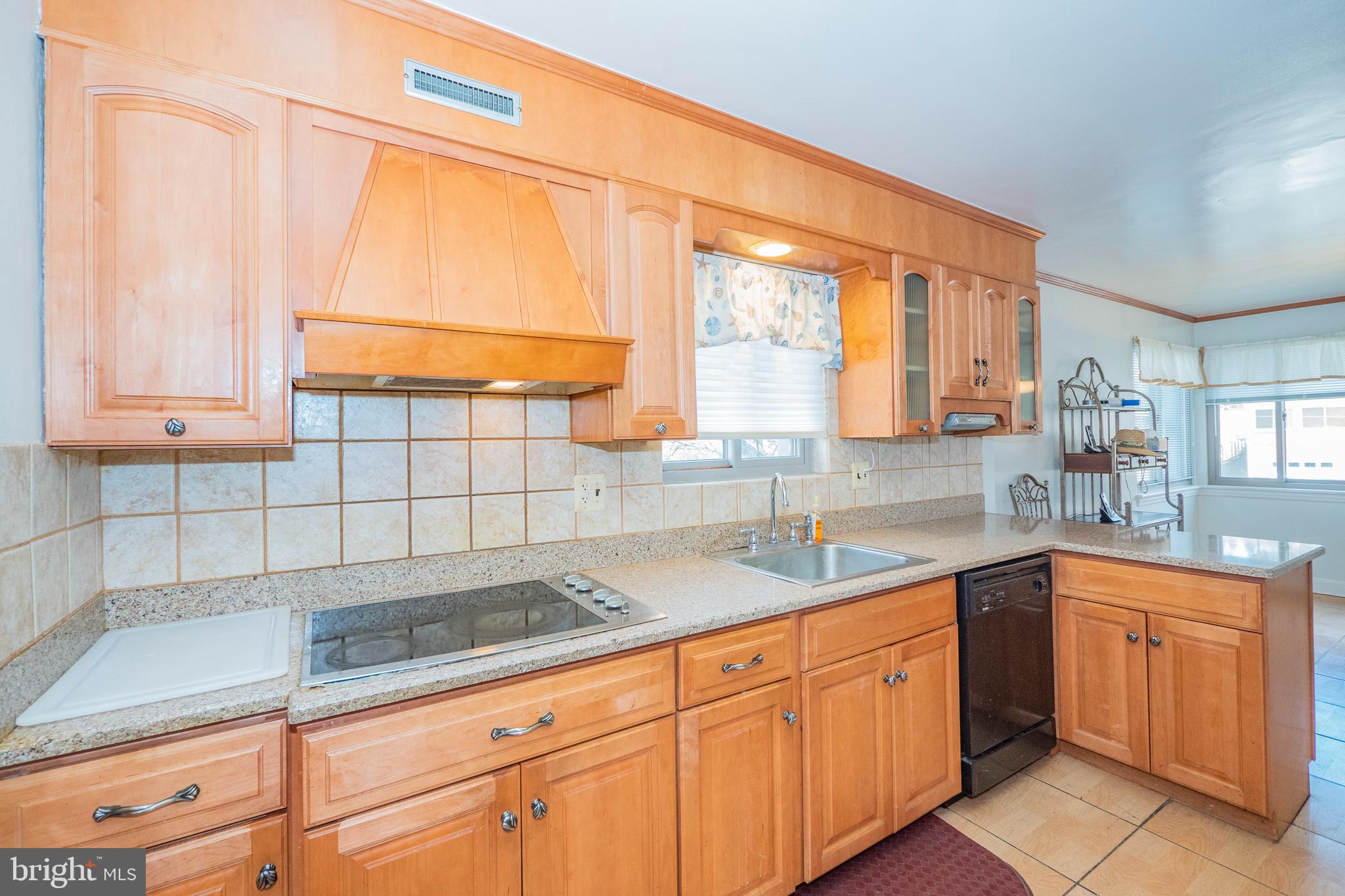 1416 Leegate Road Northwest Washington, DC 20012 - Photo 39 of 66 Gallery Image 39