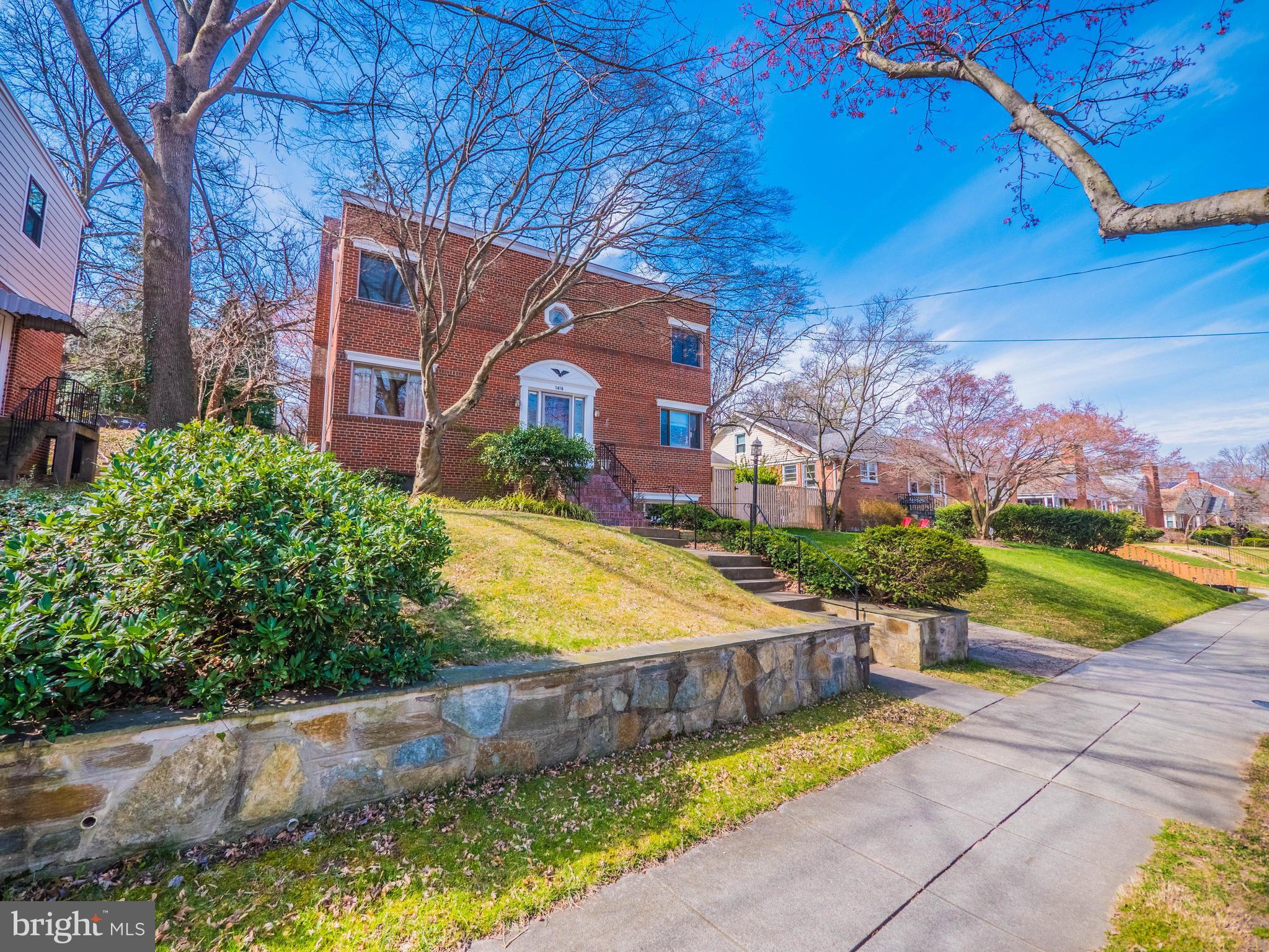 1416 Leegate Road Northwest Washington, DC 20012 - Photo 4 of 66 Gallery Image 4