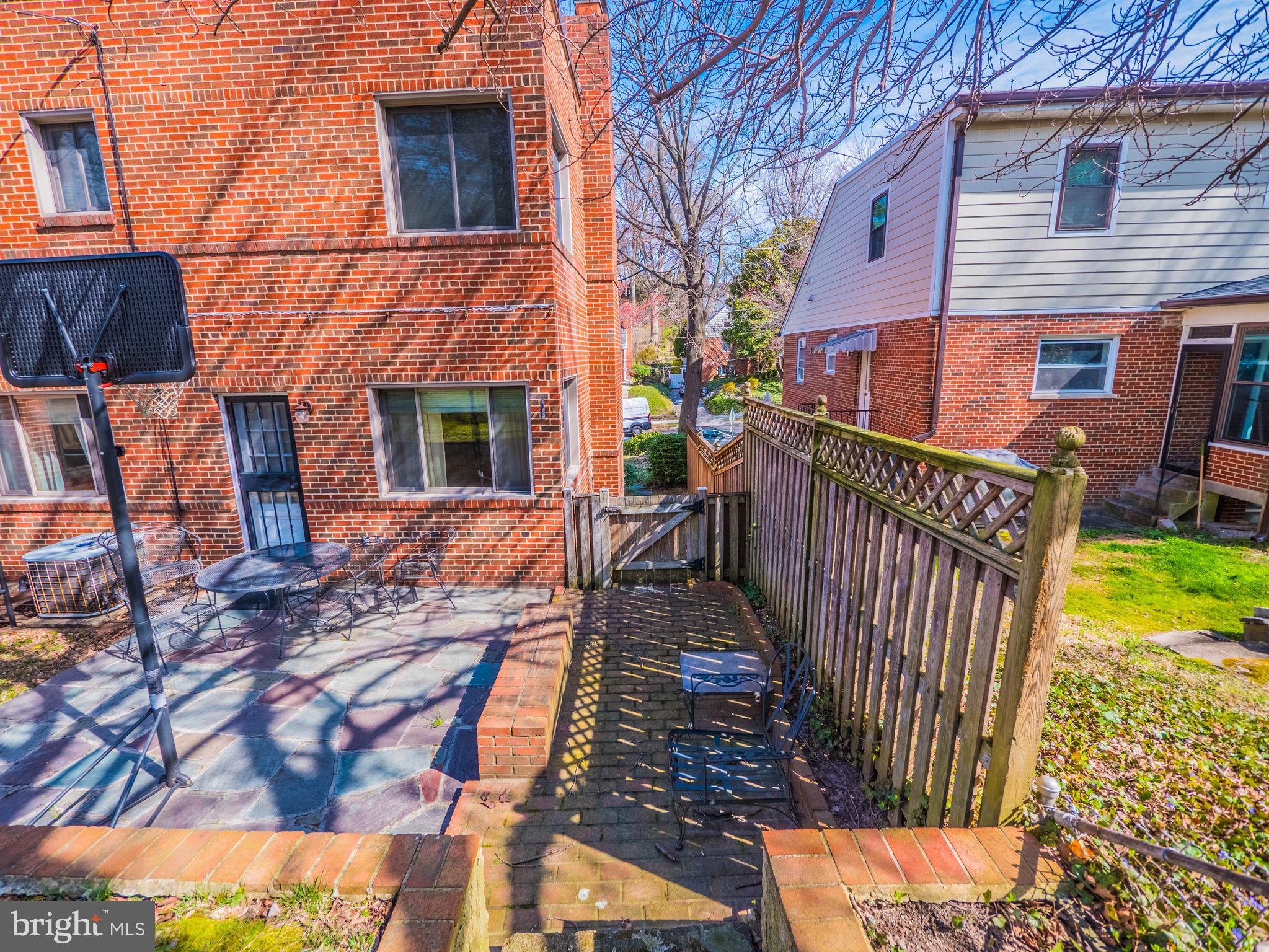 1416 Leegate Road Northwest Washington, DC 20012 - Photo 10 of 66 Gallery Image 10