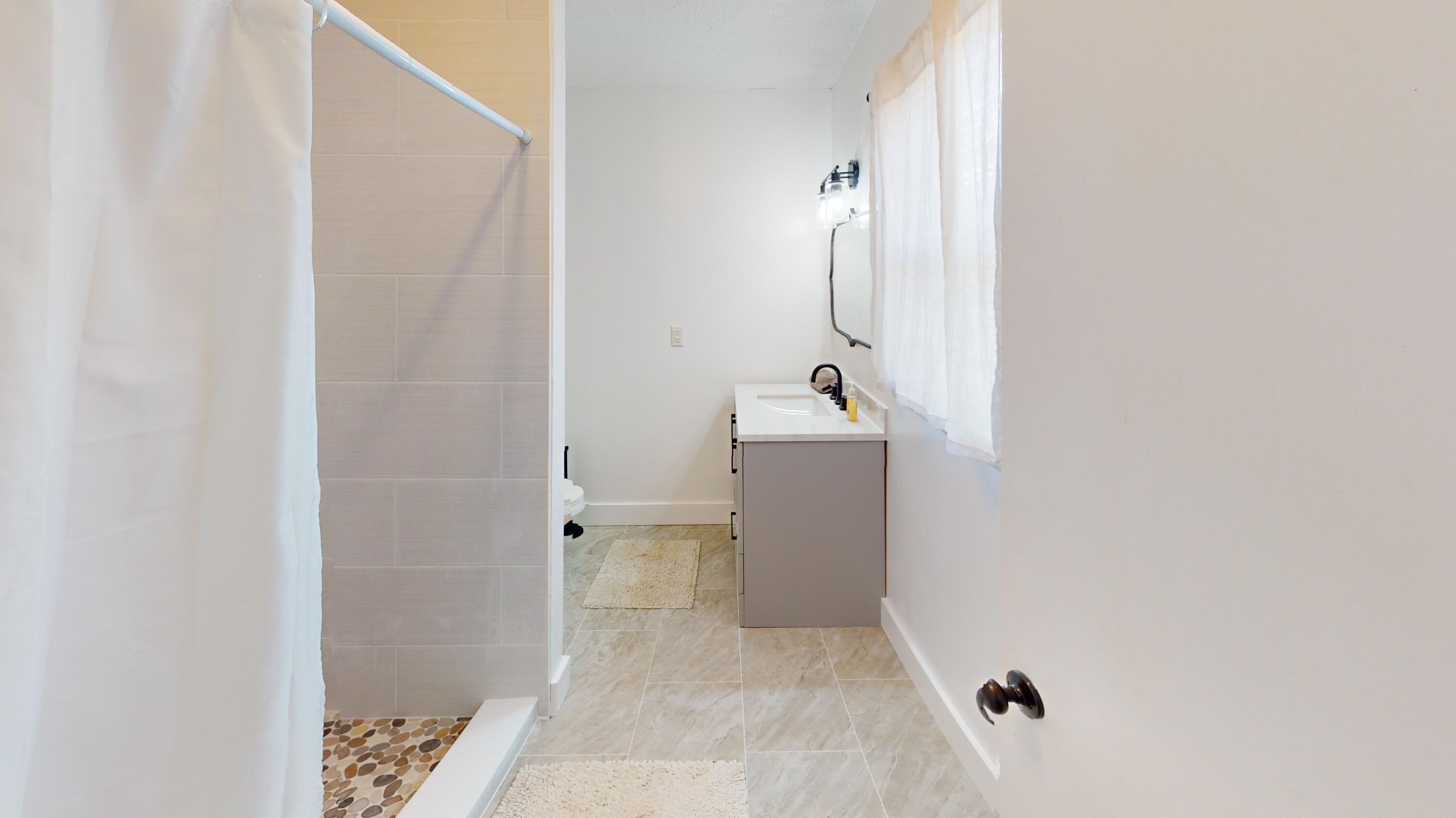 247 Bell Harrison Road Evensville, TN 37332 - Photo 11 of 21 9-Bathroom-33