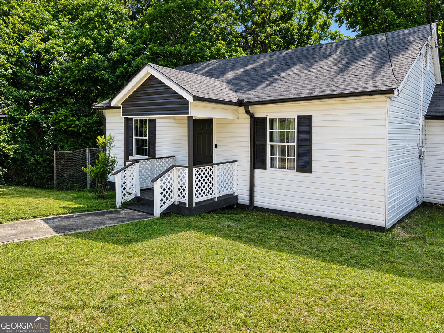 5 Jay Street Manchester, GA 31816 - Photo 3 of 24