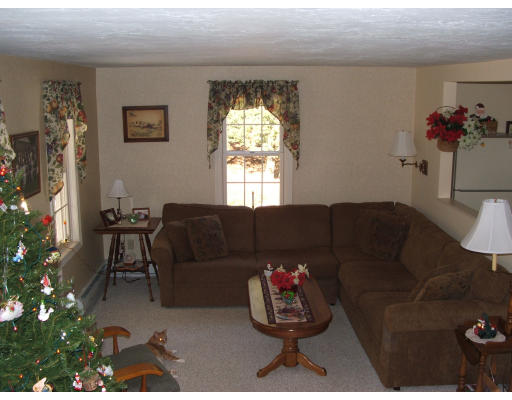 1119 Old Coldbrook Road Barre, MA 01005 - Photo 9 of 14