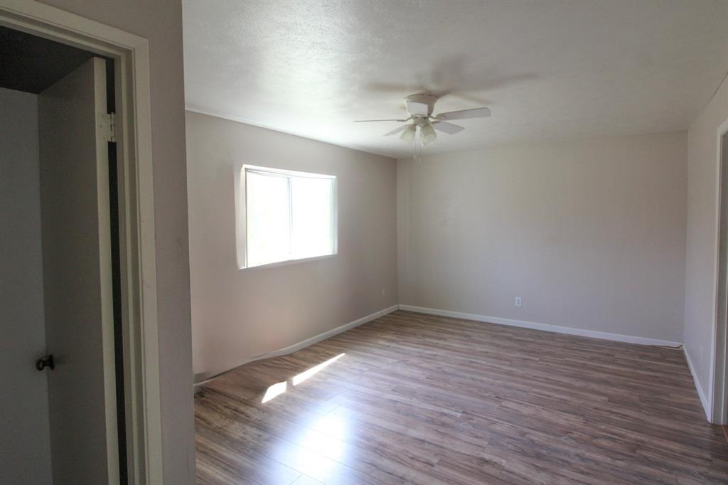 3102 Abbey Road Carrollton, TX 75007 - Photo 13 of 17