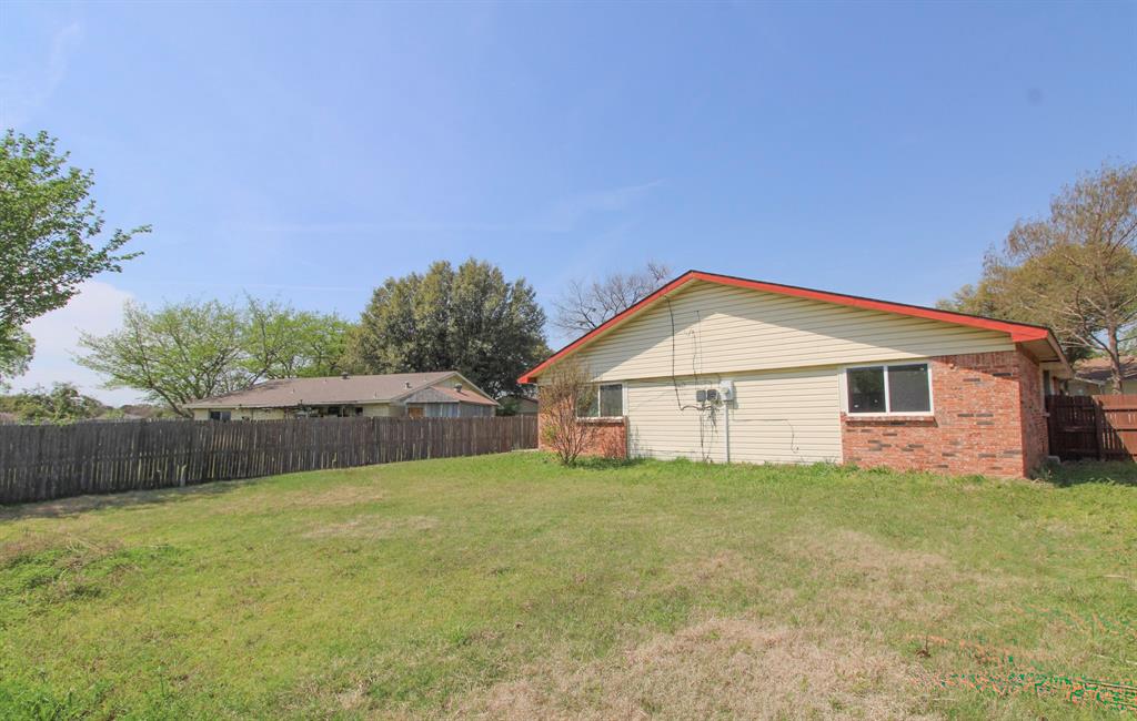 3102 Abbey Road Carrollton, TX 75007 - Photo 16 of 17