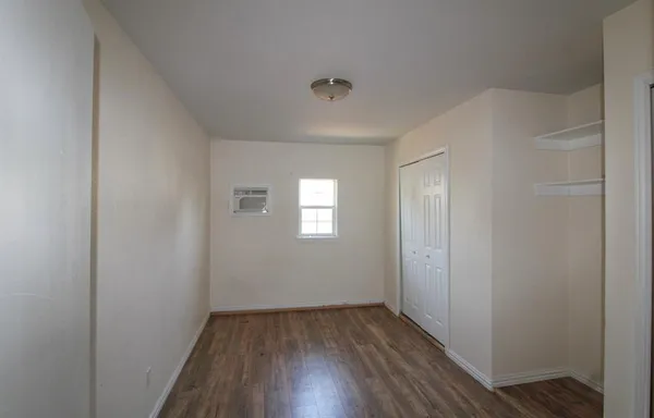 $2,300 | 3102 Abbey Road, Carrollton, TX 75007