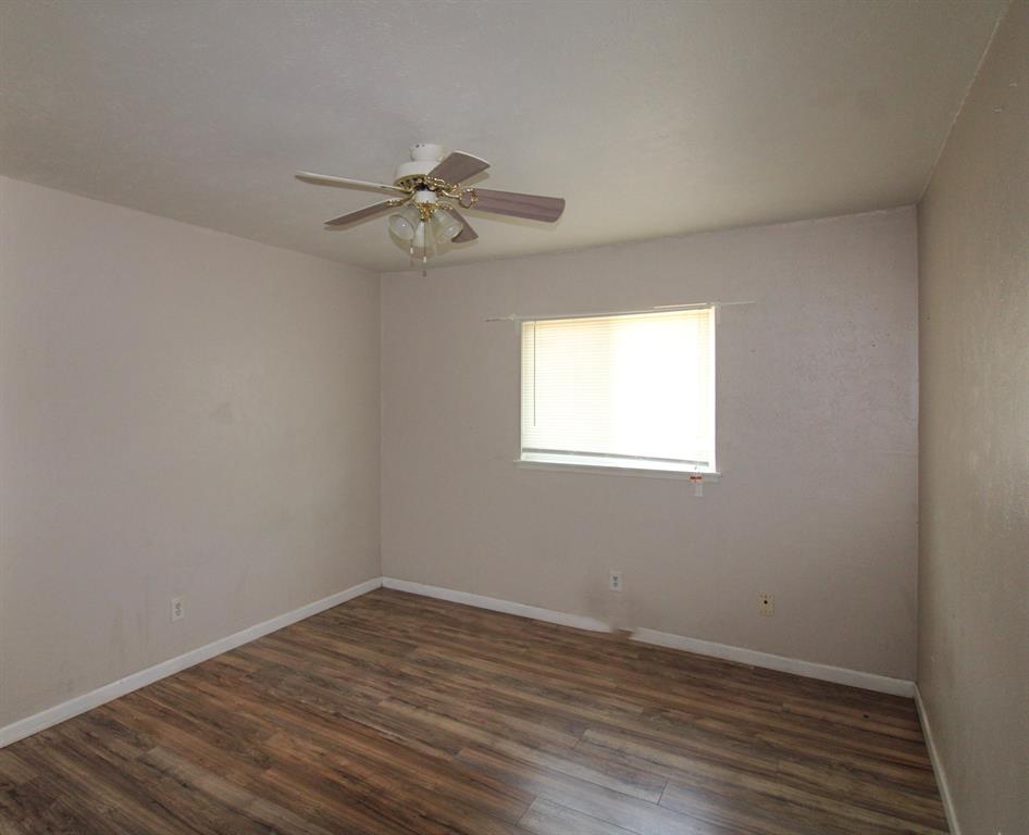 3102 Abbey Road Carrollton, TX 75007 - Photo 10 of 17