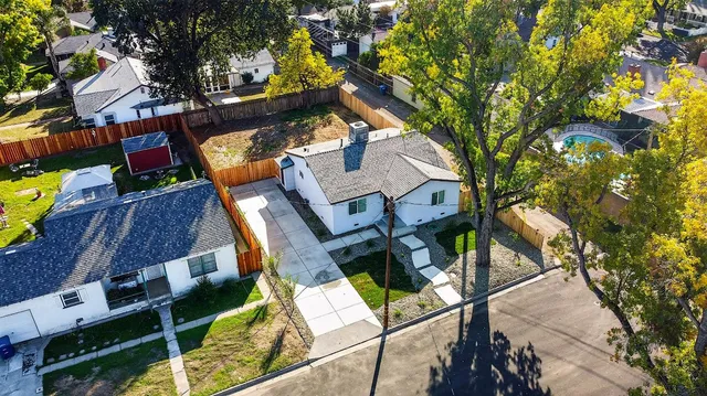 a house view with a outdoor space