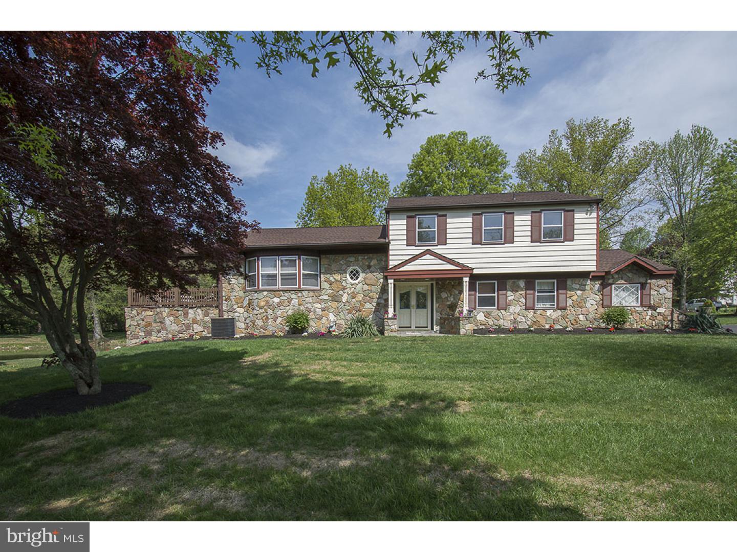 1405 Ponds Edge Road West Chester, PA 19382 - Photo 1 of 25 Gallery Image 1