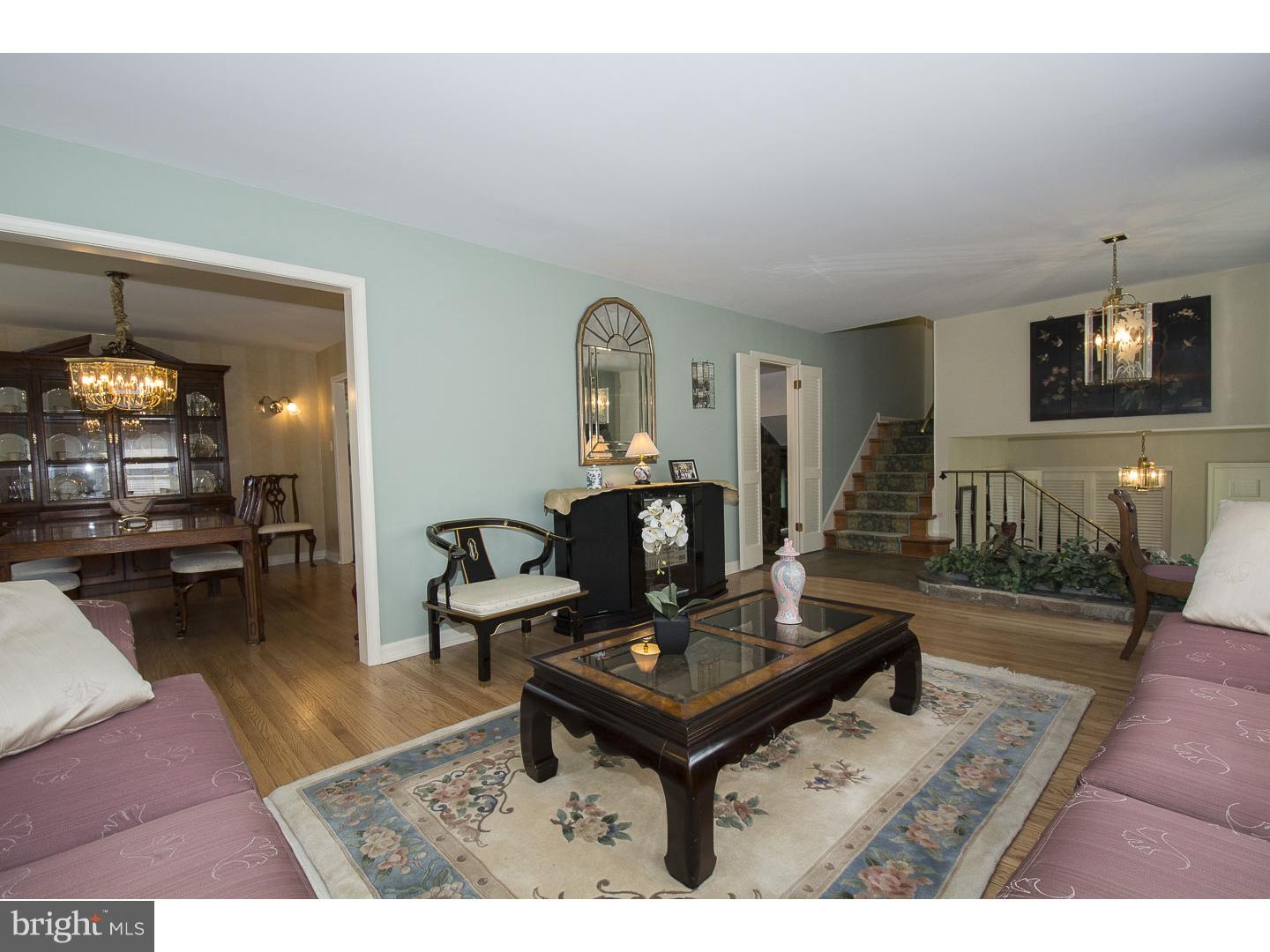 1405 Ponds Edge Road West Chester, PA 19382 - Photo 2 of 25 Gallery Image 2