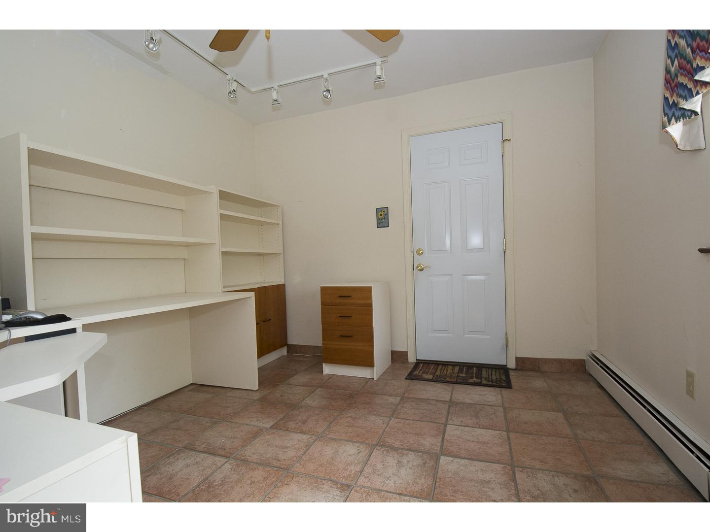 1405 Ponds Edge Road West Chester, PA 19382 - Photo 12 of 25 Gallery Image 12