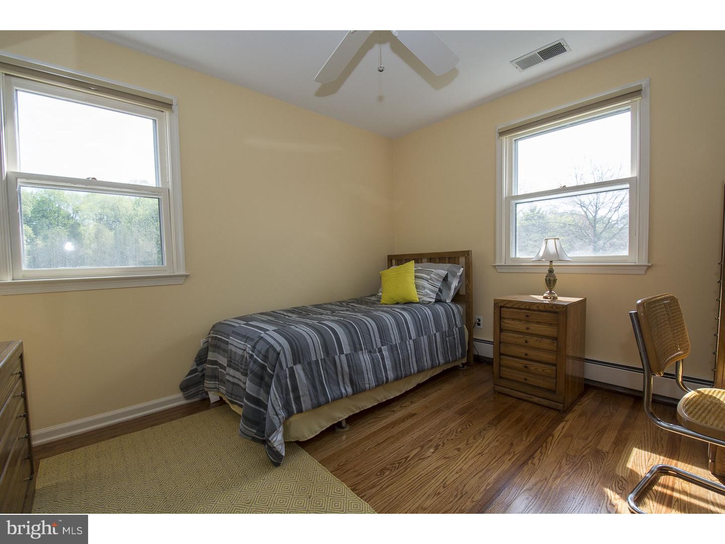 1405 Ponds Edge Road West Chester, PA 19382 - Photo 16 of 25 Gallery Image 16