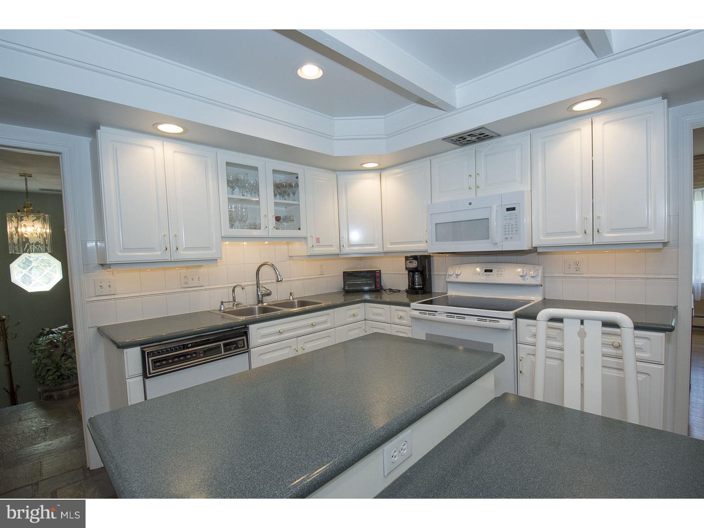 1405 Ponds Edge Road West Chester, PA 19382 - Photo 7 of 25 Gallery Image 7