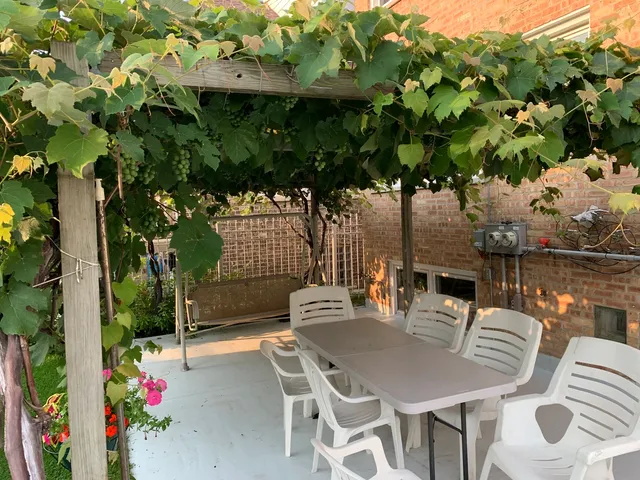 $1,750 | 5830 North Rockwell Street, Unit G, Chicago, IL 60659