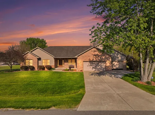 $619,900 | 17350 McKinley Place, Lowell, IN 46356